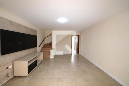 Sala de casa para alugar com 3 quartos, 180m² em Cidade Ademar, São Paulo