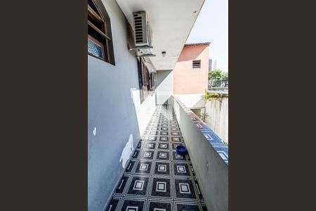 Casa para alugar com 279m², 3 quartos e 5 vagas Casa para alugar com 279m², 3 quartos e 5 vagasCorredor