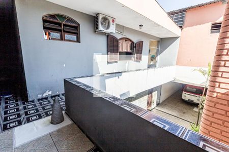 Casa para alugar com 279m², 3 quartos e 5 vagas Casa para alugar com 279m², 3 quartos e 5 vagasCorredor