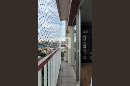 Sacada de apartamento à venda com 3 quartos, 77m² em Vila São Pedro, Santo André