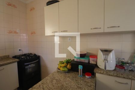 Apartamento à venda com 68m², 2 quartos e 1 vaga Apartamento à venda com 68m², 2 quartos e 1 vagaCozinha e Área de Serviço