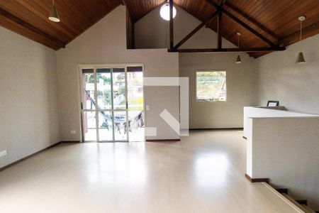 Sala 2 de casa para alugar com 5 quartos, 440m² em Cristo Rei, Curitiba