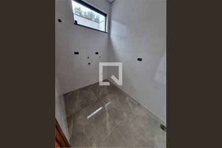 Casa à venda com 3 quartos, 168m² em Utinga, Santo André