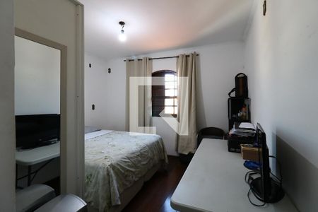 Quarto de casa à venda com 3 quartos, 272m² em Parque João Ramalho, Santo André