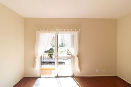 Salas de apartamento para alugar com 1 quarto, 55m² em Cambuí, Campinas