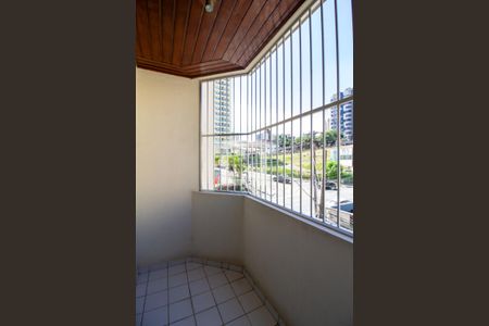 Sacada da Sala de apartamento à venda com 2 quartos, 73m² em Jardim Guarulhos, Guarulhos