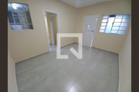 Sala de casa para alugar com 2 quartos, 60m² em Vila Cascatinha, São Vicente