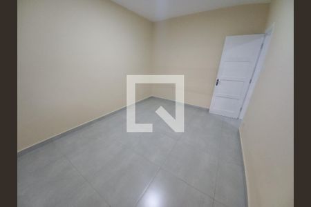 Quarto de casa para alugar com 2 quartos, 60m² em Vila Cascatinha, São Vicente
