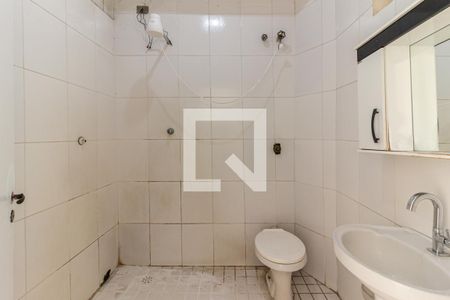 Banheiro de kitnet/studio para alugar com 1 quarto, 32m² em Santa Ifigênia, São Paulo
