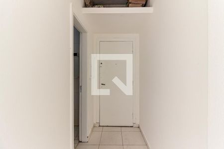 Studio - Entrada de kitnet/studio para alugar com 1 quarto, 32m² em Santa Ifigênia, São Paulo