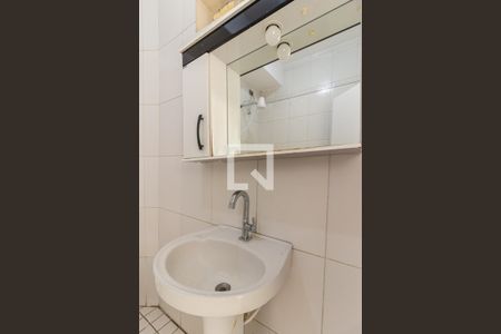Banheiro - Pia de kitnet/studio para alugar com 1 quarto, 32m² em Santa Ifigênia, São Paulo