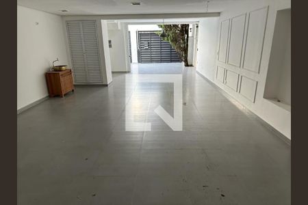 Foto 04 de casa à venda com 4 quartos, 335m² em Água Rasa, São Paulo