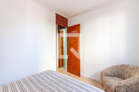 Quarto 1 de apartamento para alugar com 2 quartos, 41m² em Vila Yolanda, Osasco