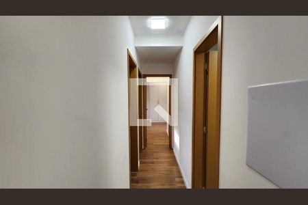 Corredor de apartamento para alugar com 3 quartos, 94m² em Parque Residencial Eloy Chaves, Jundiaí