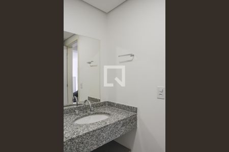 Banheiro de kitnet/studio para alugar com 1 quarto, 30m² em Chacara Inglesa, São Bernardo do Campo