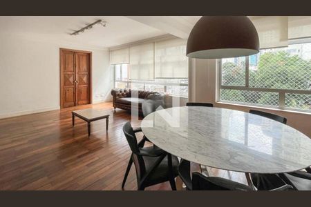 Apartamento à venda com 3 quartos, 174m² em Cerqueira César, São Paulo