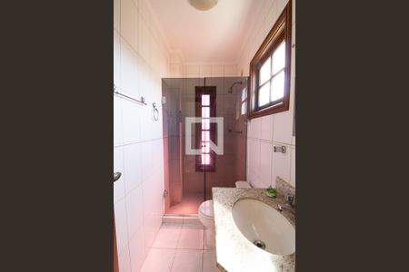Banheiro da Suíte de apartamento à venda com 3 quartos, 200m² em Passo D’areia, Porto Alegre