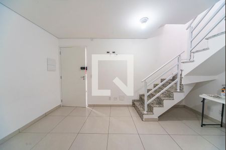 Sala  de apartamento à venda com 2 quartos, 110m² em Vila Pires, Santo André