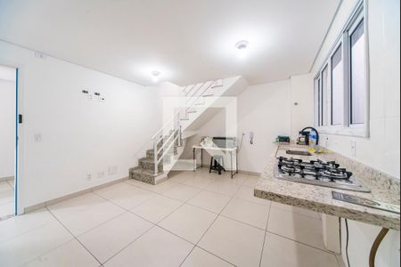 Sala  de apartamento para alugar com 2 quartos, 110m² em Vila Pires, Santo André