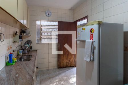 Cozinha de casa à venda com 2 quartos, 190m² em Santa Lúcia, Belo Horizonte