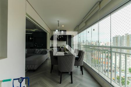 Varanda de apartamento à venda com 4 quartos, 129m² em Parque São Jorge, São Paulo