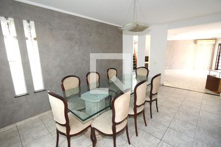 Sala de Jantar de casa à venda com 4 quartos, 240m² em Jardim Campo Grande, São Paulo