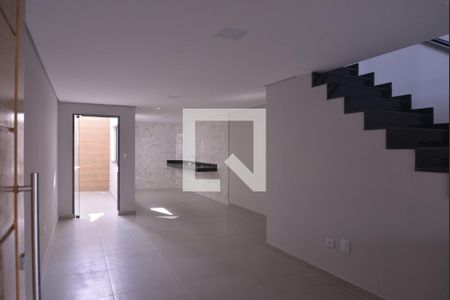 Sala de casa à venda com 3 quartos, 110m² em Vila Pires, Santo André