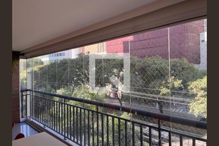 Varanda gourmet de apartamento para alugar com 2 quartos, 128m² em Água Branca, São Paulo