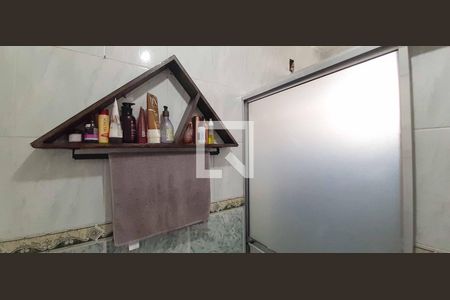 Casa à venda com 169m², 4 quartos e 2 vagas Casa à venda com 169m², 4 quartos e 2 vagasBanheiro Social