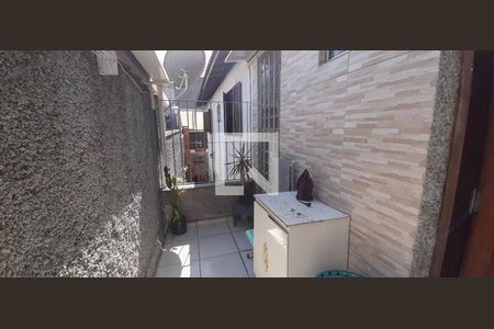 Casa à venda com 169m², 4 quartos e 2 vagas Casa à venda com 169m², 4 quartos e 2 vagasÁrea de Serviço