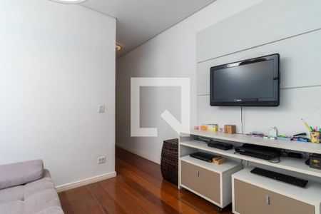 Sala de TV de casa à venda com 3 quartos, 168m² em Parque Sao Domingos, São Paulo