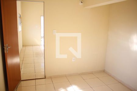 Quarto 2 de casa para alugar com 2 quartos, 60m² em Milionários (barreiro), Belo Horizonte