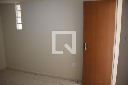 Quarto 1 de casa para alugar com 2 quartos, 60m² em Milionários (barreiro), Belo Horizonte