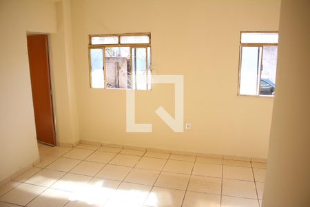 Sala de casa para alugar com 2 quartos, 60m² em Milionários (barreiro), Belo Horizonte