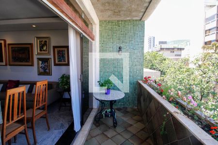 Varanda da sala  de apartamento à venda com 6 quartos, 400m² em Sion, Belo Horizonte