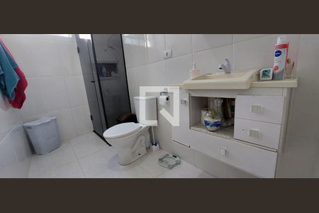 Banheiro Quarto 1 suíte de casa à venda com 3 quartos, 320m² em Vila Valparaiso, Santo André