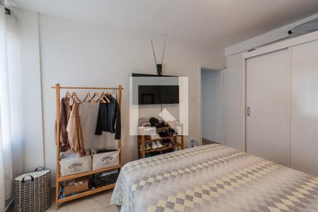 Quarto  de apartamento para alugar com 2 quartos, 69m² em Coqueiros, Florianópolis