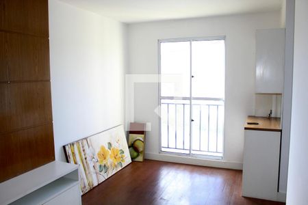 Sala de apartamento para alugar com 2 quartos, 45m² em Jardim da Gloria, Cotia