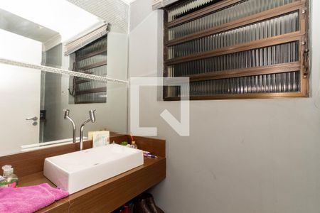 Lavabo de casa de condomínio para alugar com 4 quartos, 178m² em Vila Tijuco, Guarulhos