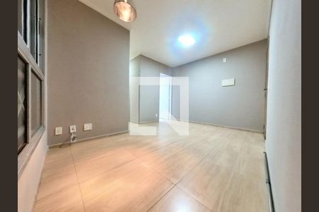 Sala de apartamento para alugar com 2 quartos, 48m² em Vila Cruz das Almas, São Paulo