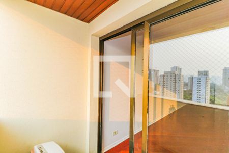 Varanda de apartamento para alugar com 3 quartos, 84m² em Santo Amaro, São Paulo