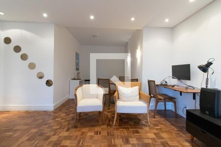 Sala de apartamento à venda com 3 quartos, 130m² em Rio Branco, Porto Alegre