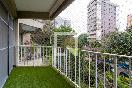 Varanda  da sala  de apartamento à venda com 3 quartos, 130m² em Rio Branco, Porto Alegre