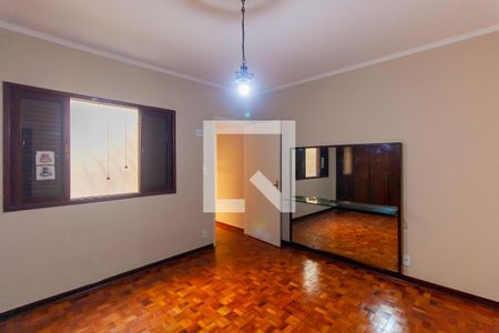 Suíte de casa para alugar com 3 quartos, 252m² em Vila Ema, São Paulo