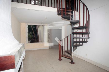 Sala de Estar de casa à venda com 3 quartos, 250m² em Moinhos de Vento, Porto Alegre
