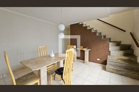 Sala de Estar de casa à venda com 4 quartos, 240m² em Jardim Nosso Lar, São Paulo