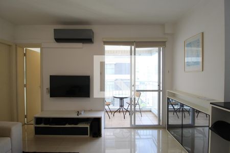 Sala de apartamento para alugar com 1 quarto, 40m² em Vila Olímpia, São Paulo