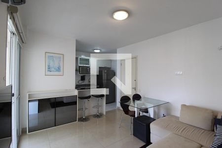 Sala de apartamento para alugar com 1 quarto, 40m² em Vila Olímpia, São Paulo