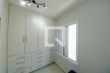 Closet Suíte de casa de condomínio à venda com 2 quartos, 100m² em Vila Lucia, São Paulo