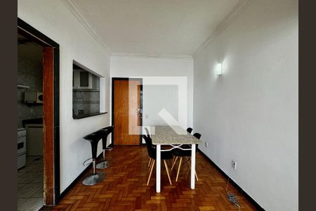 Sala de apartamento à venda com 1 quarto, 57m² em Santo Agostinho, Belo Horizonte